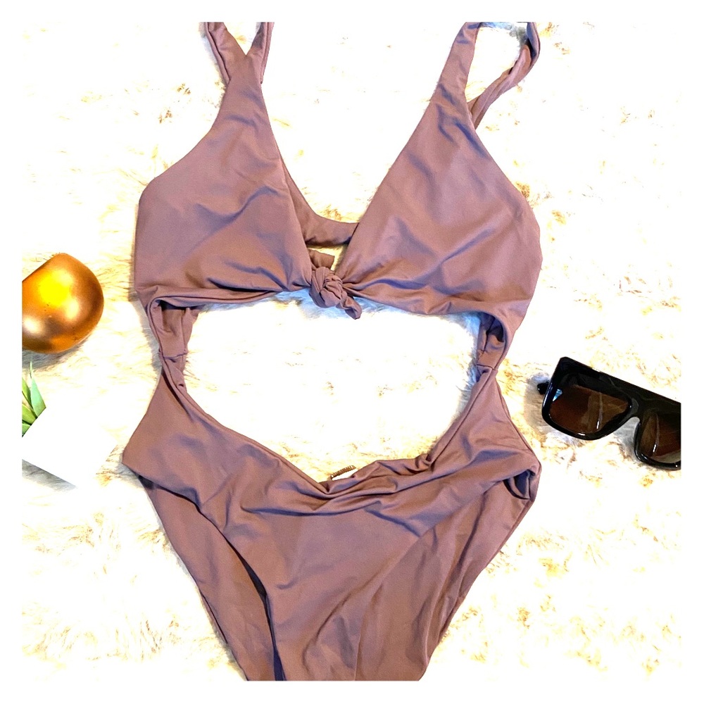 Bathing suit 👙